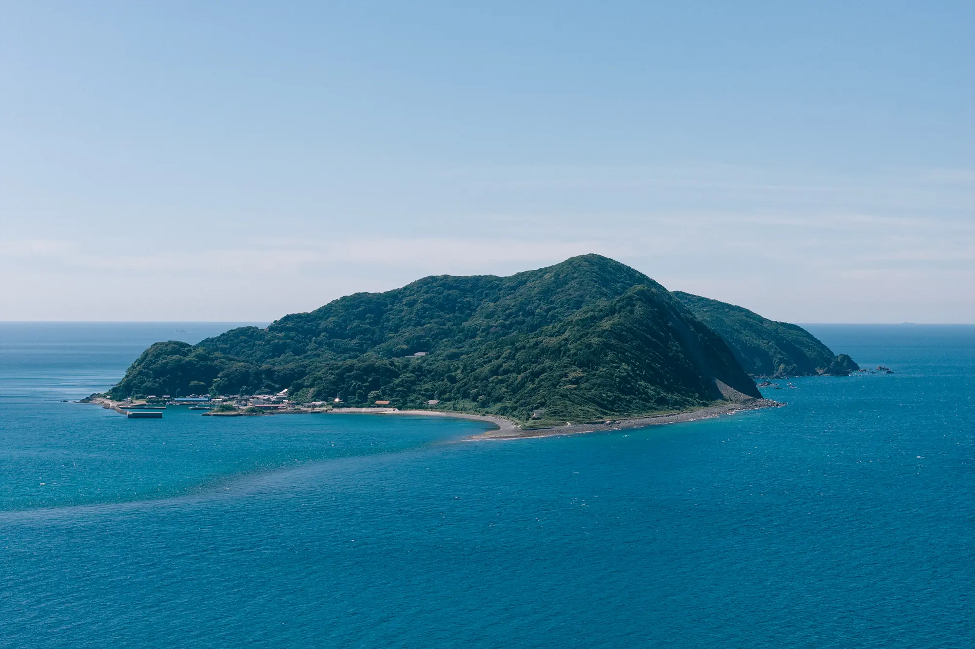 自然が、祈りを生んだ-福岡県宗像市織幡神社(おりはたじんじゃ)