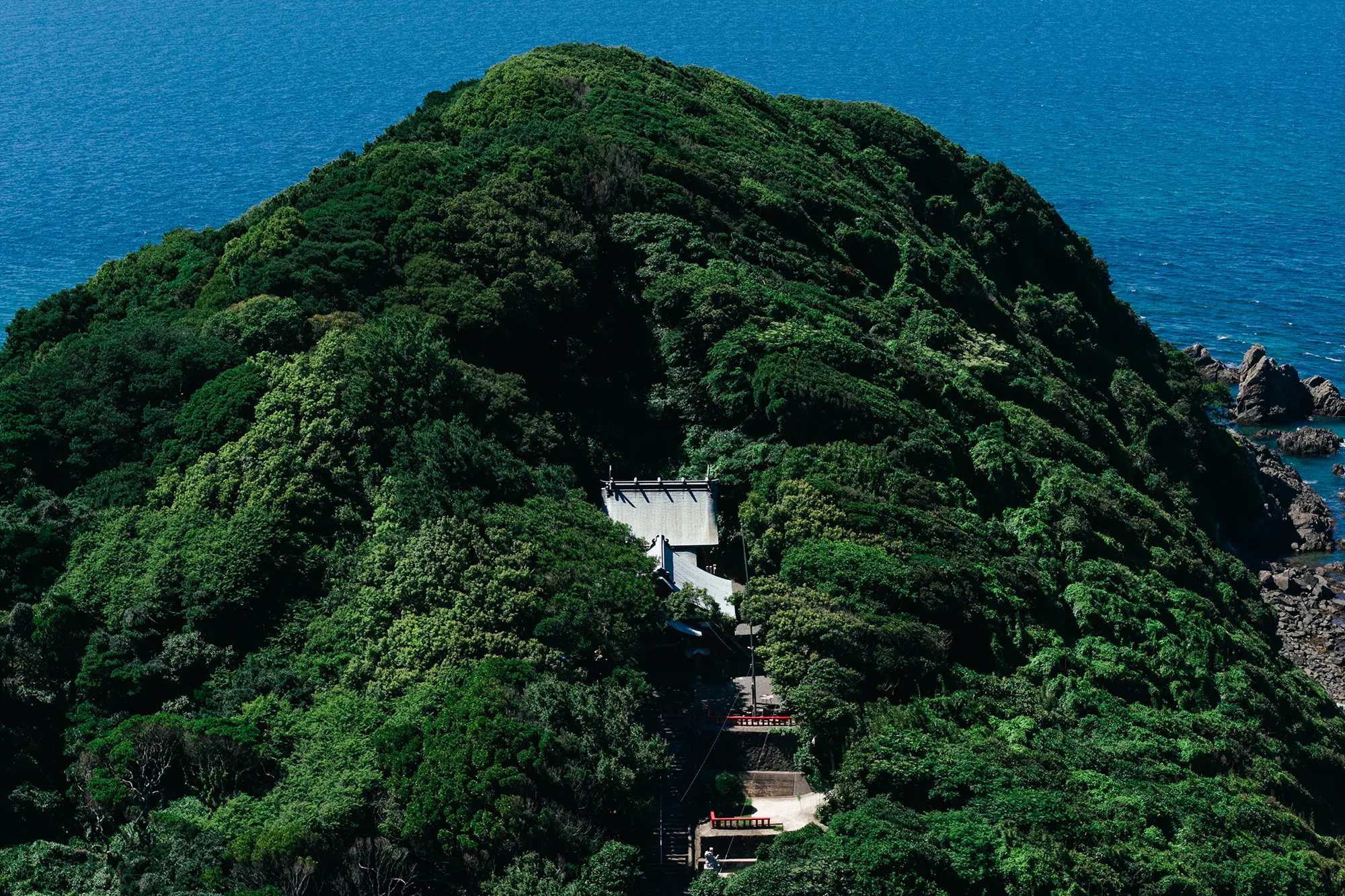 自然が、祈りを生んだ