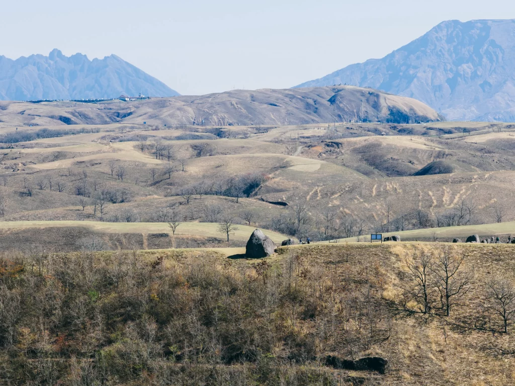 風と石のあいだにある場所